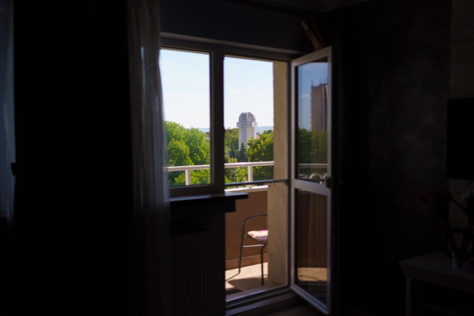 Pasiro Aparthotel Alba Iulia Extérieur photo